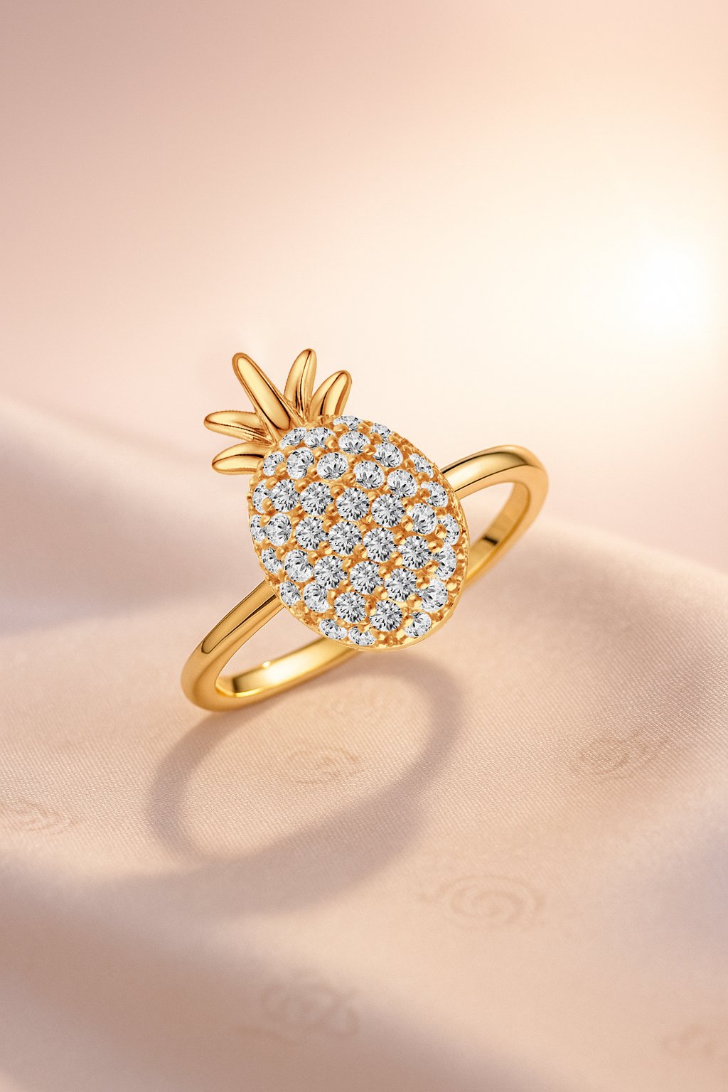 Ananas pineapple pavé diamond ring in gold finish